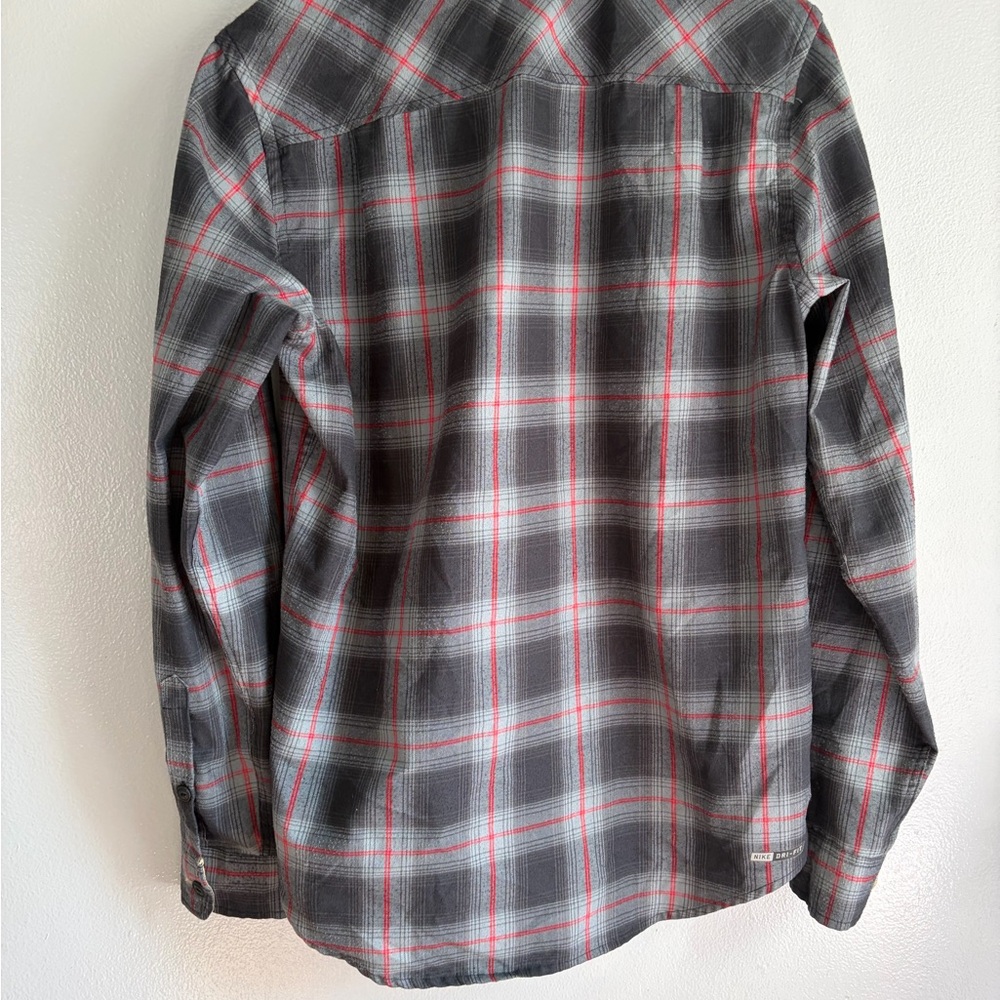 Hurley Black and Red‎ Plaid Shirt - Picture 2 of 3